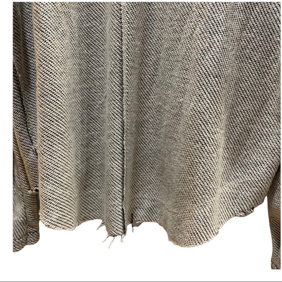 By Together Tan Frayed Edge Scooped Neck Sweater Oversized Sz S - Picture 7 of 8